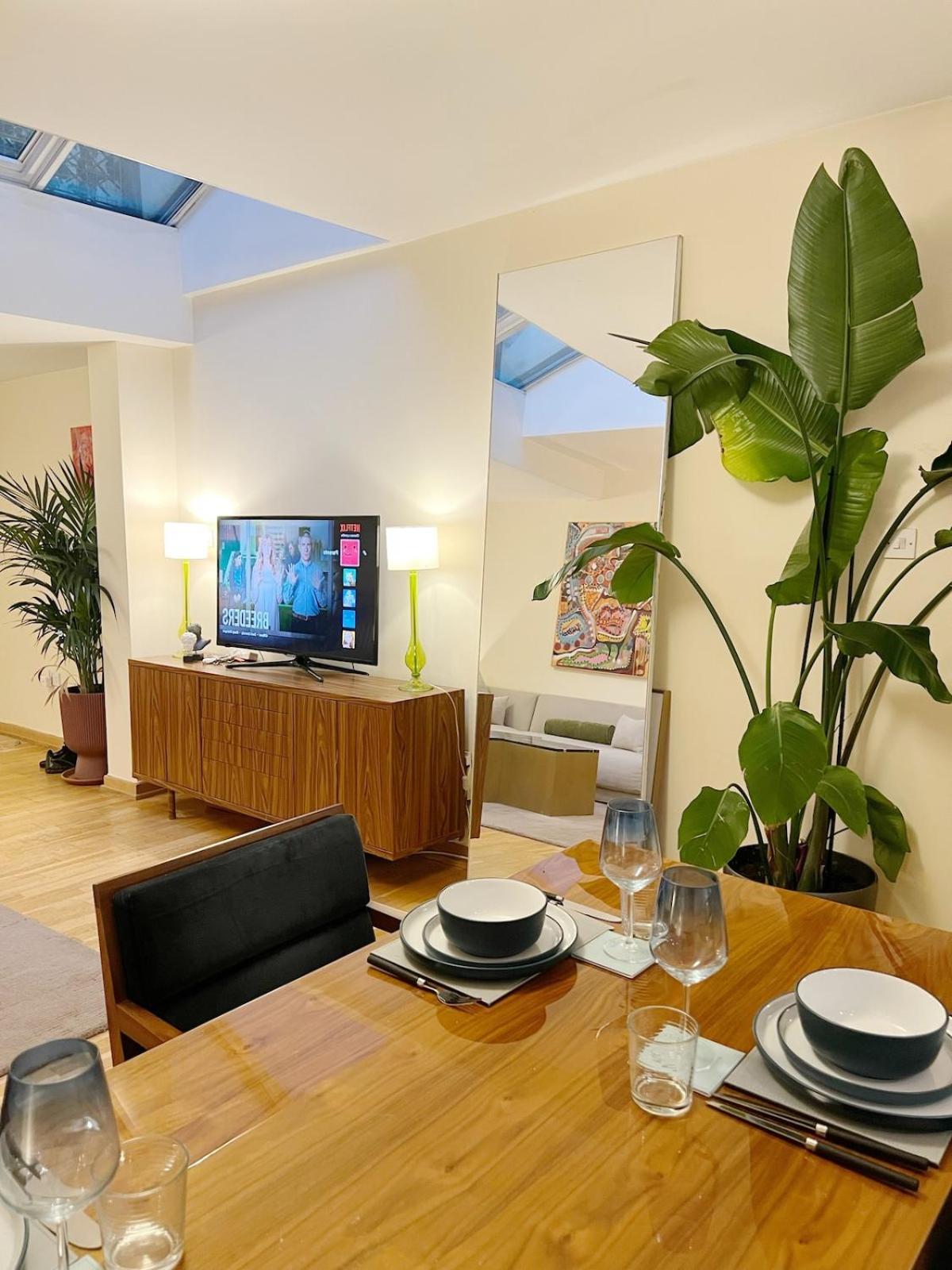 Chic 2bed Loft In Central Near King S Cross Apartment London